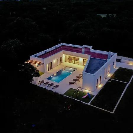 Villa Bateli